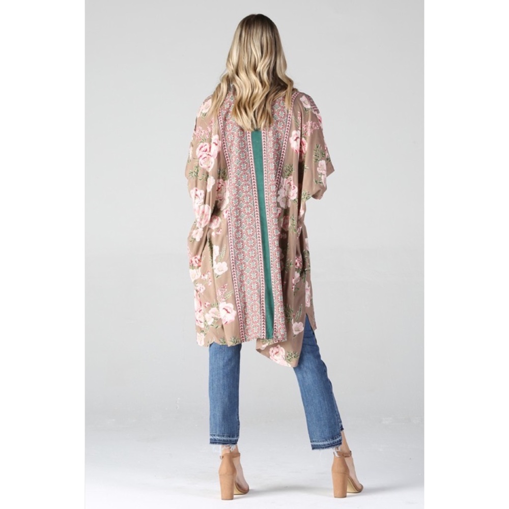*LAST ONE* Angie Floral Kimono